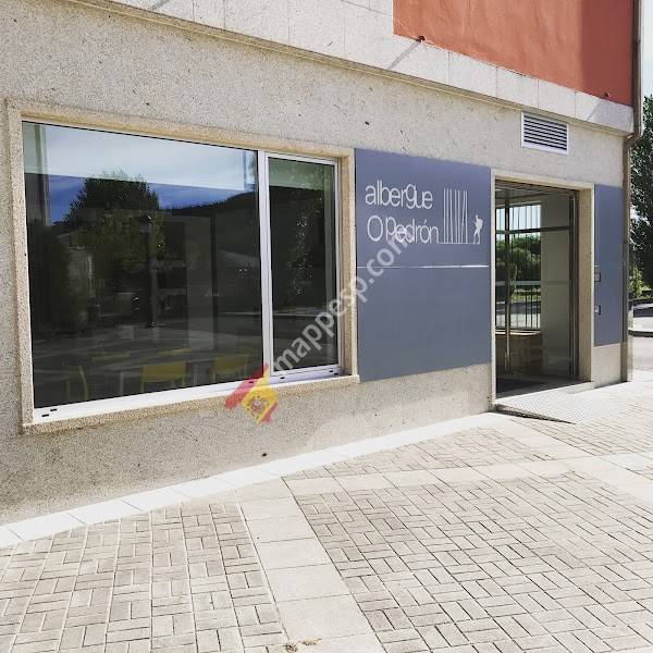 Albergue O Pedrón Hostel & Rooms