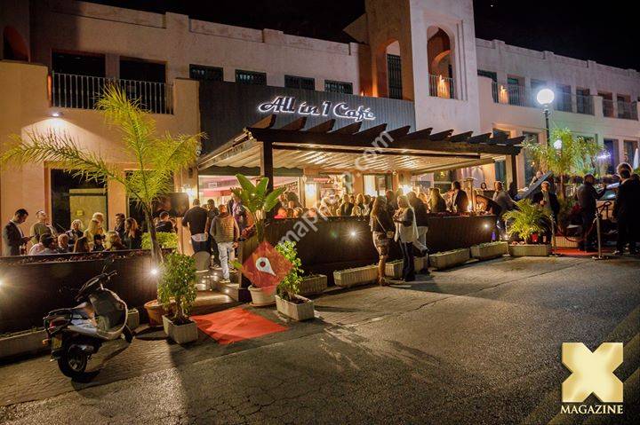 All in 1 Cafe, Marbella