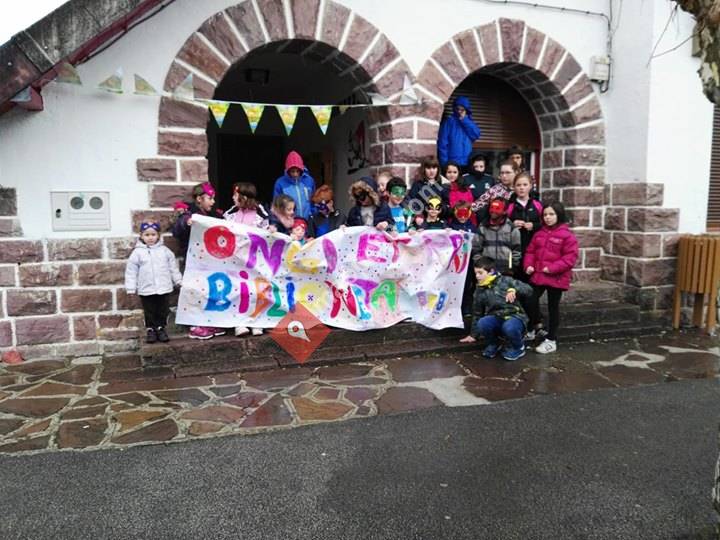 Aurizberriko Liburutegi Publikoa - Biblioteca Pública de Espinal