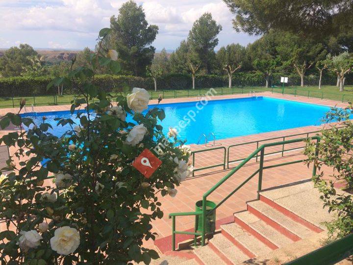 Azuara Piscinas 2018