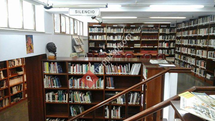 Biblioteca Municipal Alba de Tormes