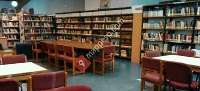 Biblioteca Pública Municipal A Rúa