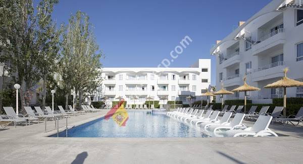 Cabot Hobby Club Apartments