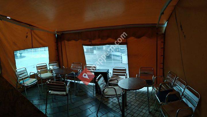 Café Bar La Plaza, Arenas
