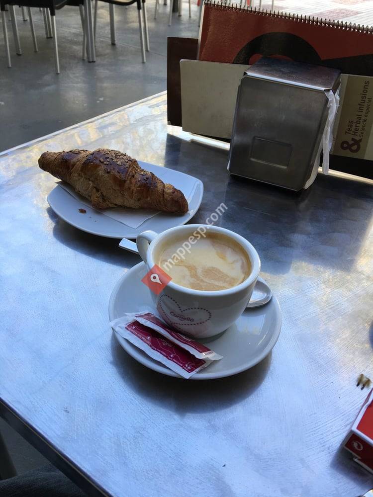 Cafe D'Ito