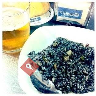 Cafetería-Cervecería La Herrería