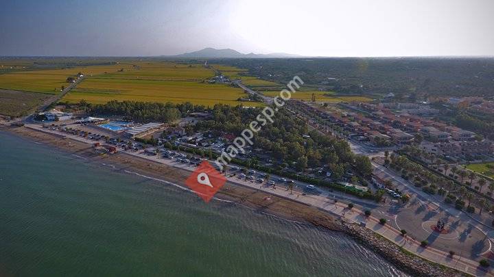 Camping Ampolla Playa