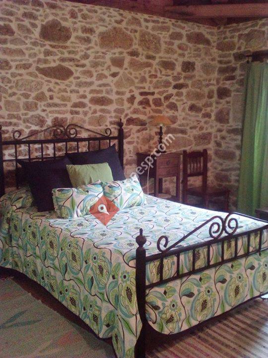 Casa Rebordiños