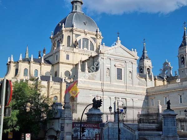 Catedral de Santa María la Real de la Almudena