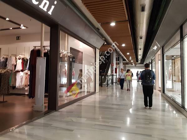Centro Comercial Los Fresnos