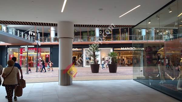 Centro Comercial TORRE SEVILLA