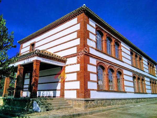 Centro de la Cultura Escuelas Nuevas