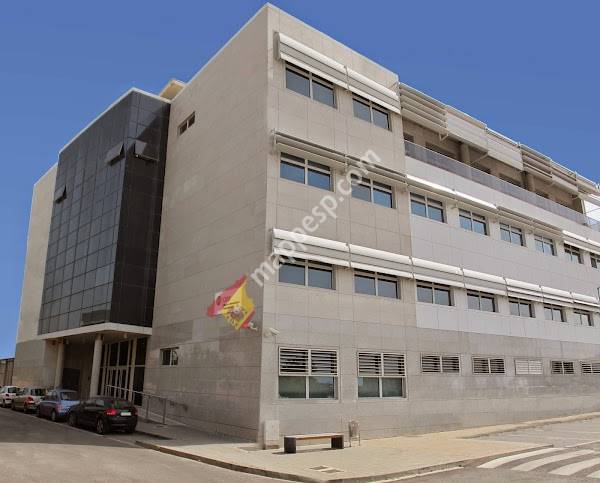 Clínica Odontológica Universitaria CEU UCH