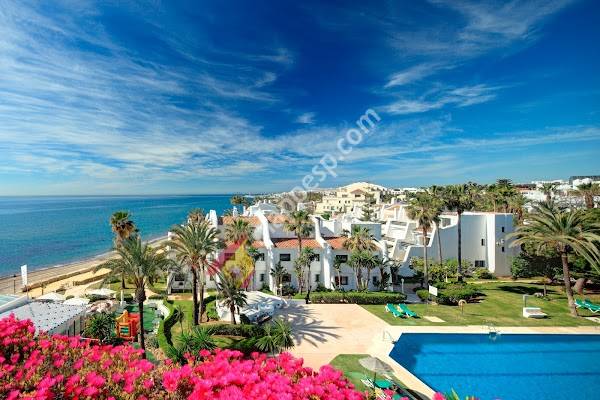Coral Beach ApartHotel