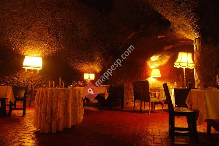 Cueva de Tunel