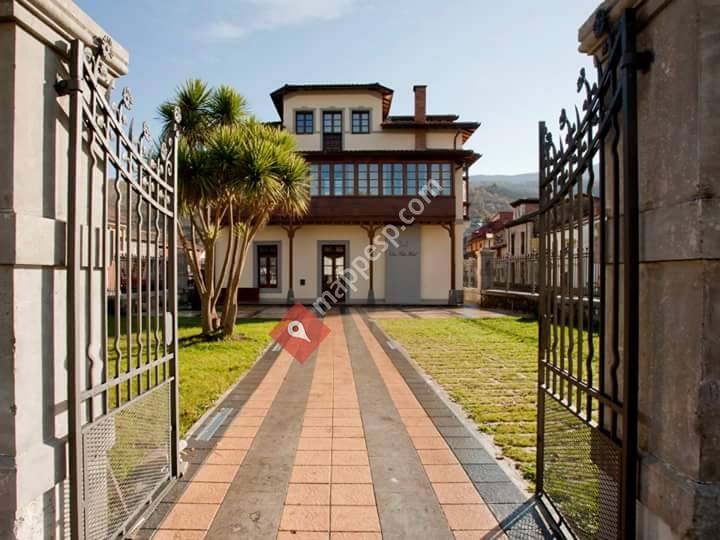 Don Félix Hotel