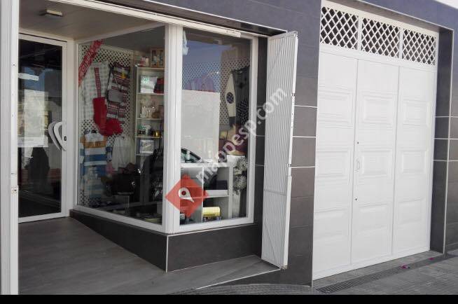 Droguería-Perfumería María del Mar