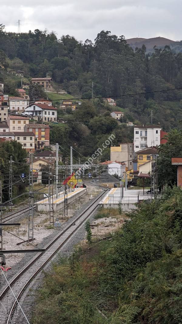El Entrego