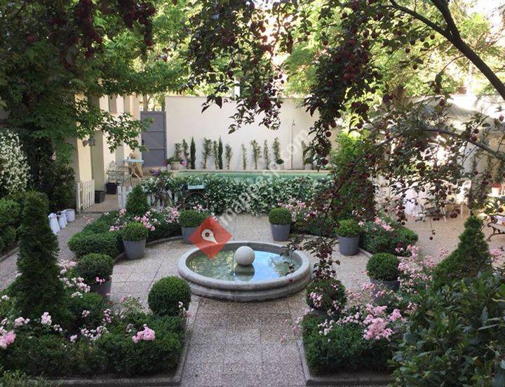 El jardín de Villa Clotilde