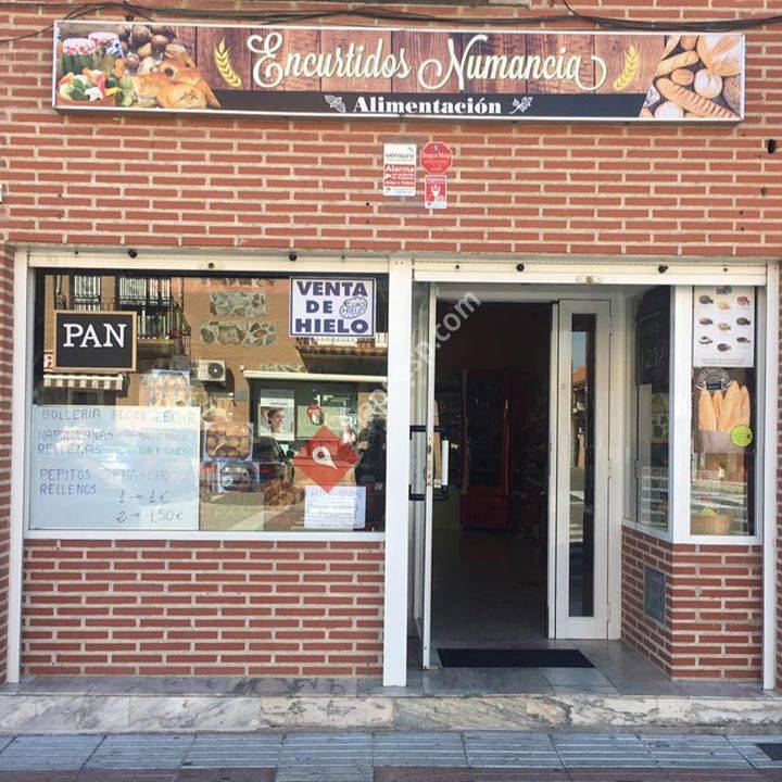 Encurtidos Numancia. Panadería, Pastelería, Chucherías y Frutos Secos.