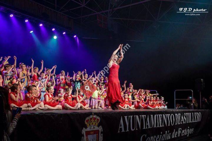 Escuela de Danza “Covadonga Viadero”