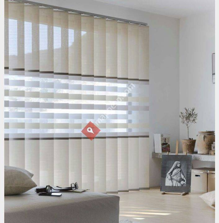 Estores Enrollables y Cortinas