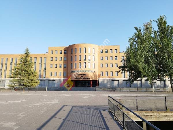 Facultad de Filosofía y Letras . Universidad de Valladolid (FyL-UVa)