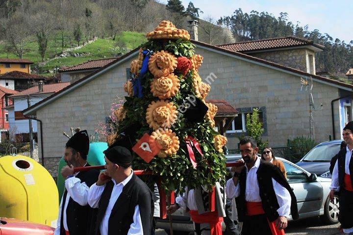 Fiestas de San José, Avin - Onis