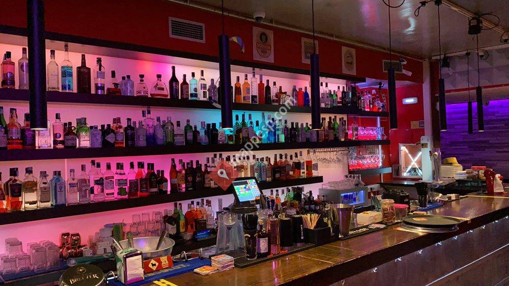 Goiter Bar de Copas