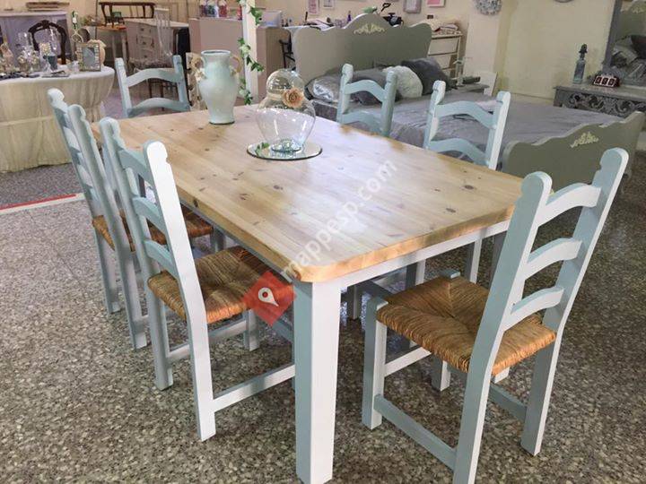Hondon Shabby Chic and Crafts Emporium