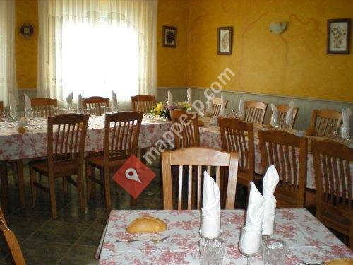 Hostal Leo