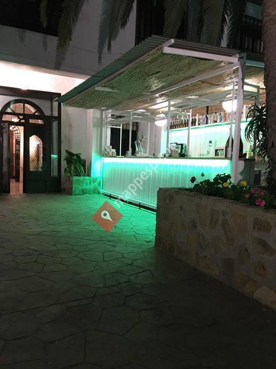 HOTEL El Comendador