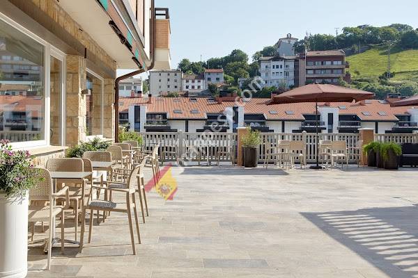 HOTEL FLYSCH