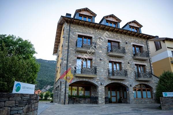 Hotel Los Nogales