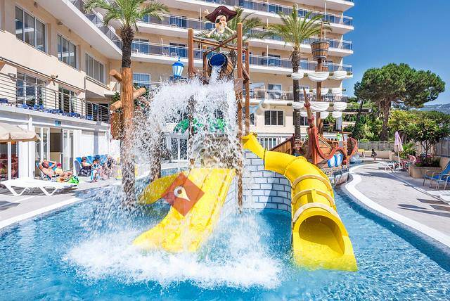HOTEL OASIS PARK Splash