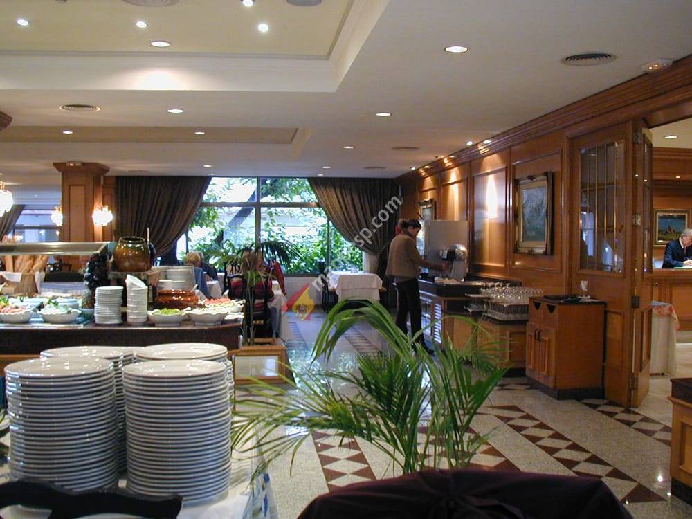 Hotel Riu Bravo