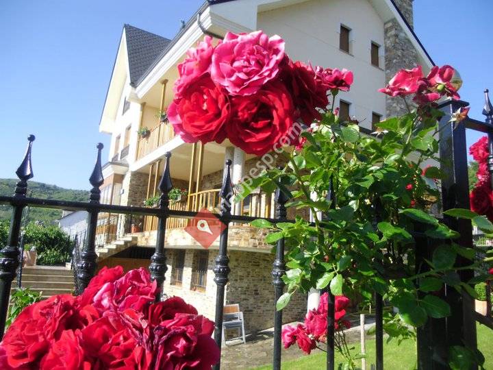 Hotel Rural Villa Mencía