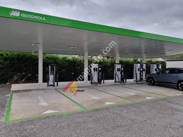 Iberdrola | bp pulse Charging Station