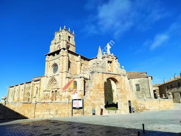 Iglesia de Santa María la Real