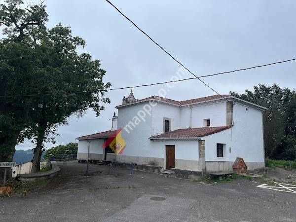 Iglesia parroquial de San Pedro de Naves (El Campo―Oviedo)
