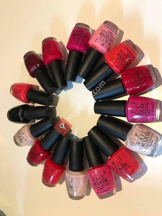 Kuki Nails