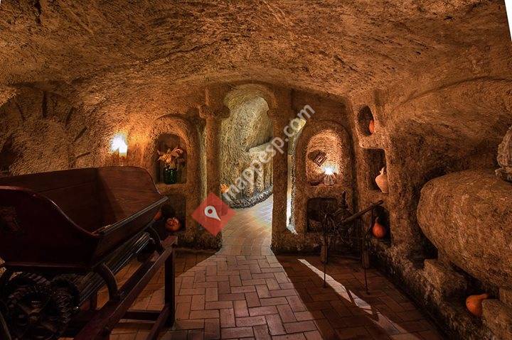 La Cueva del Cura