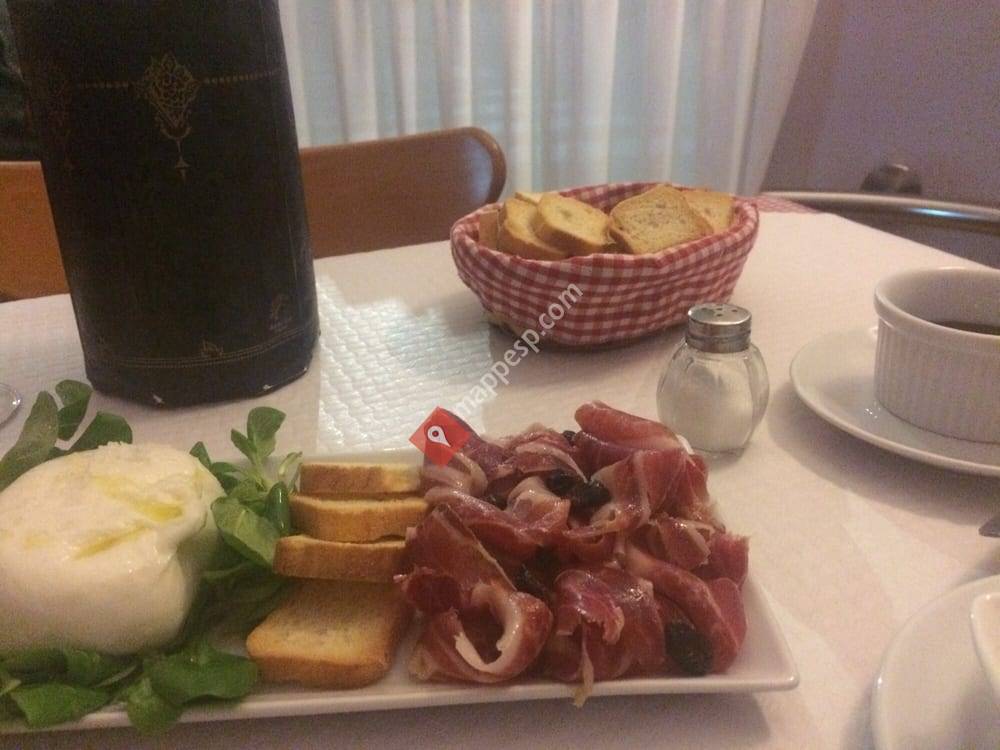 La Trattoria