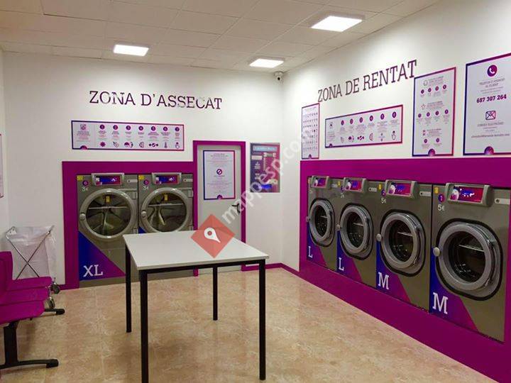 Lavandería Autoservicio. Lavanda Laundry El Vendrell