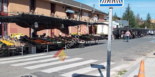 Mercadillo de Los Arroyos