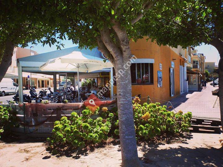 Nautilus CafeBistro Formentera