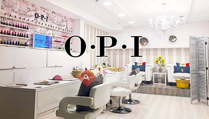 OPI Nail Salon