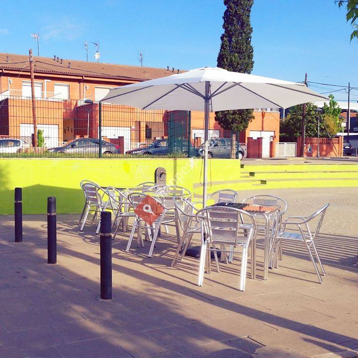 Pa i Desgutació Cafeteria Emi