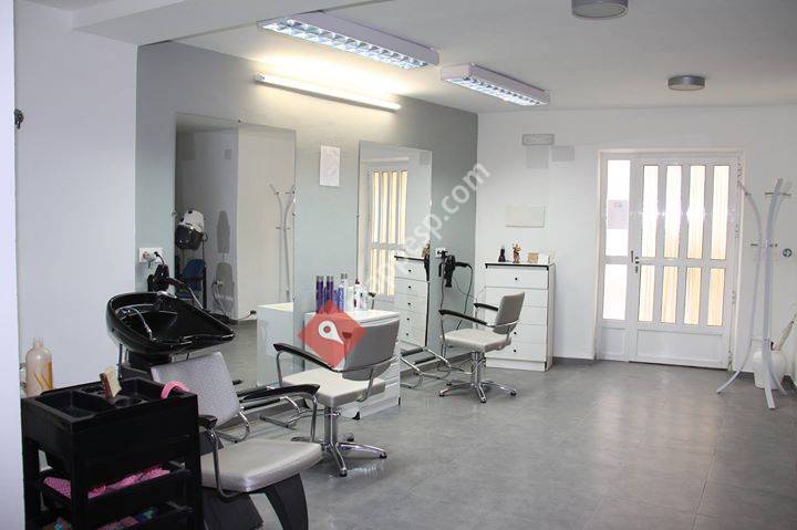 Peluqueria Yoli