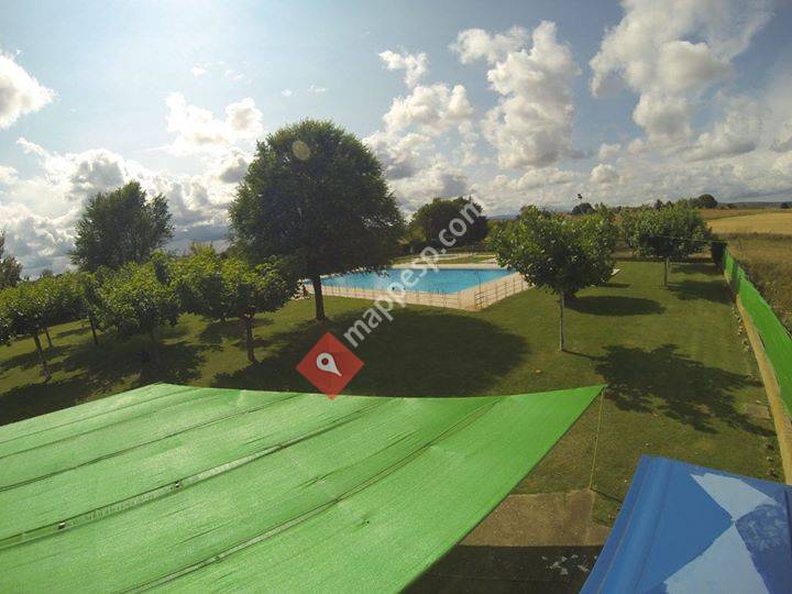 Piscina municipal de Santibáñez de Vidriales